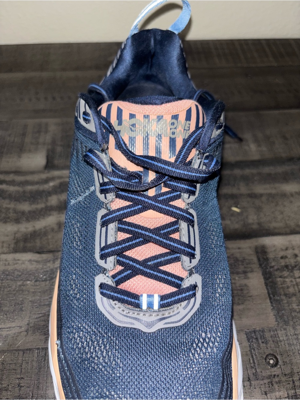 Hoka Women's Bondi 6 SZ 9.5D WIDE - Picture 2 of 10